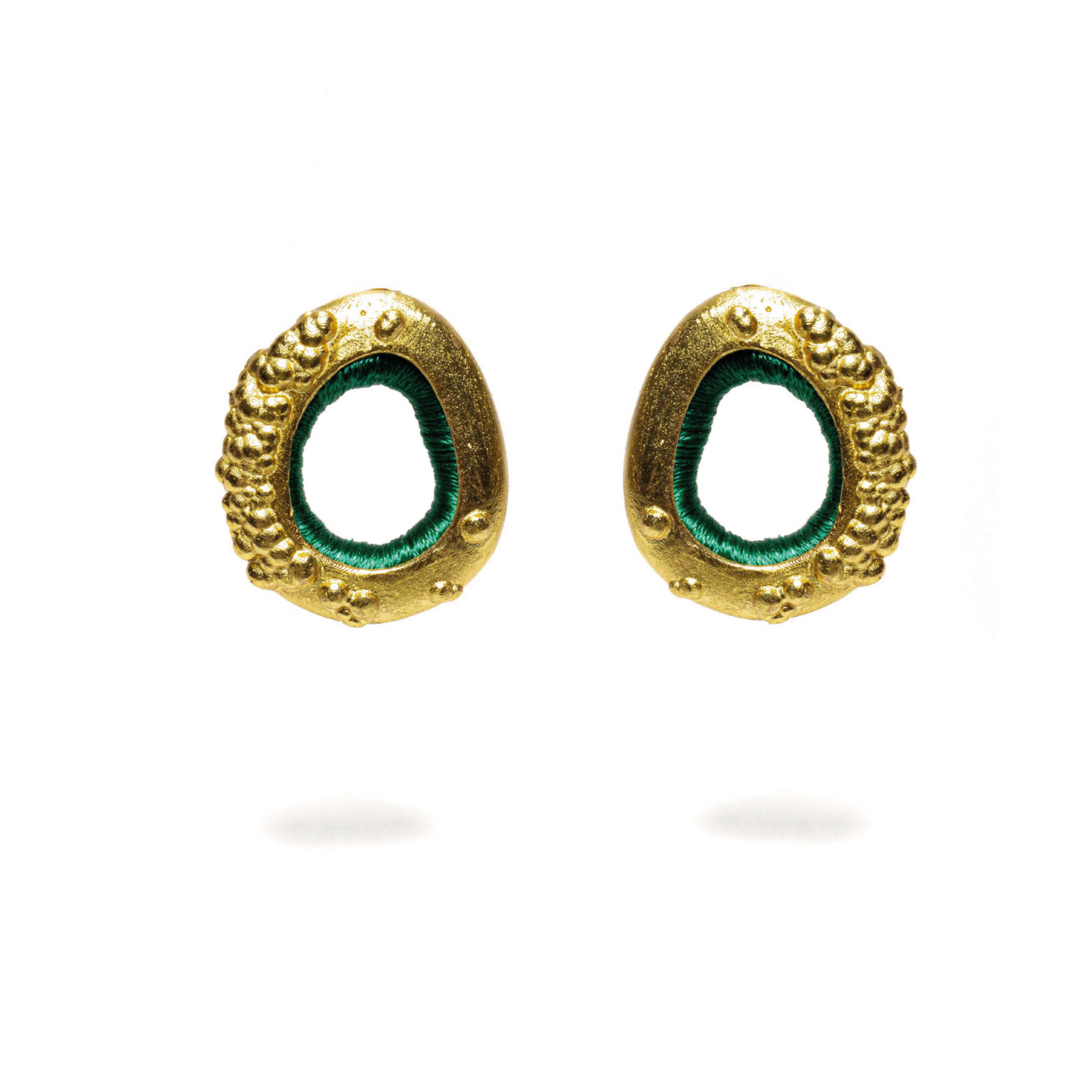 Arete Maxi Juntos . Dorado